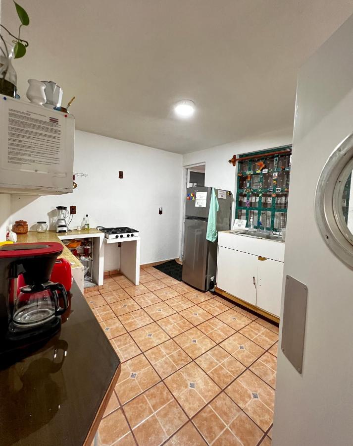Pura Vida! Ciudad Hidalgo Bed & Breakfast Exterior photo